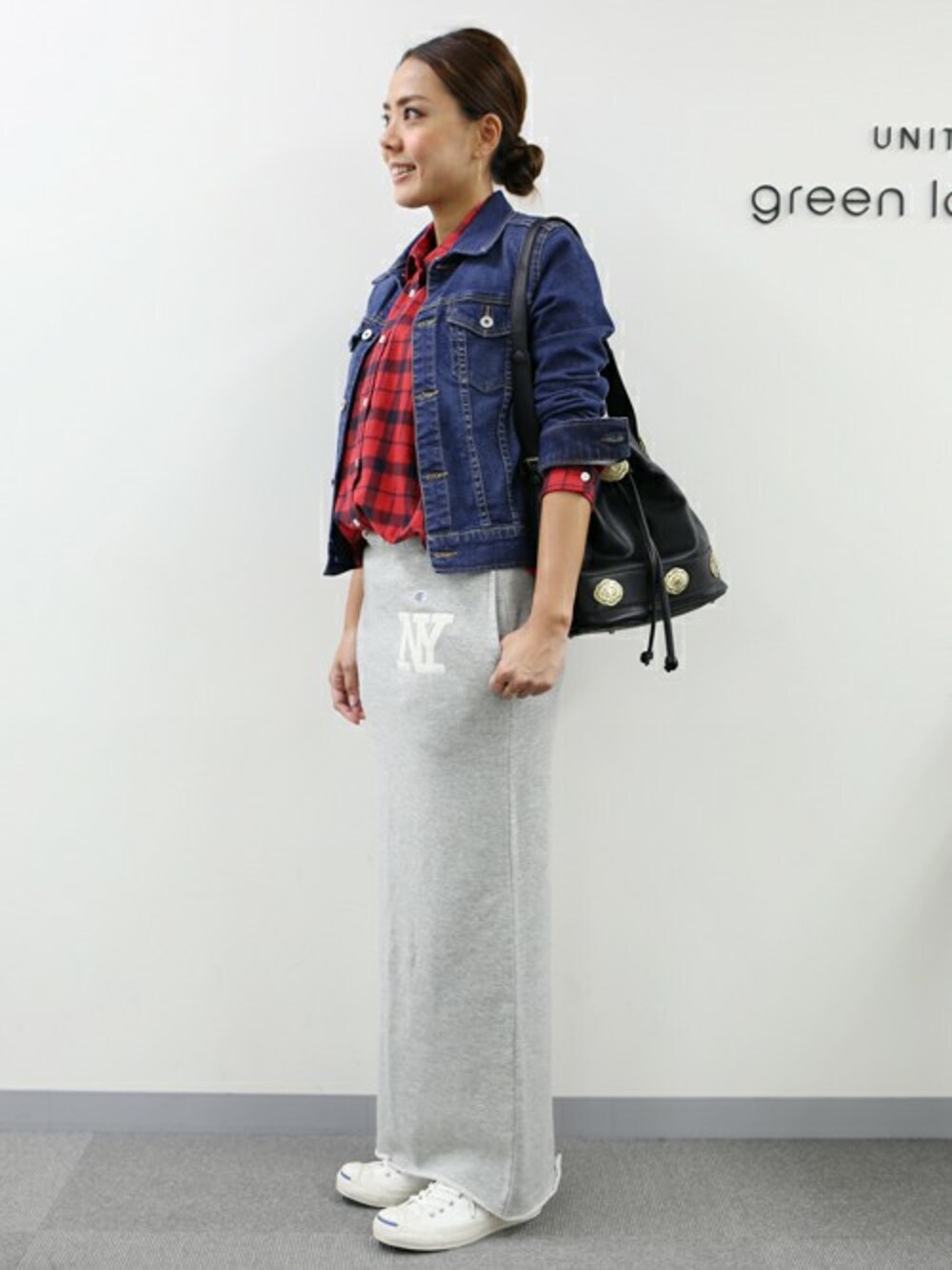 「green label relaxingの◆CB C Gジャン（デニムジャケット、ブルー系）」を使った、Kitamuraさん（レディース・168cm）の秋コーディネートの1枚目の写真