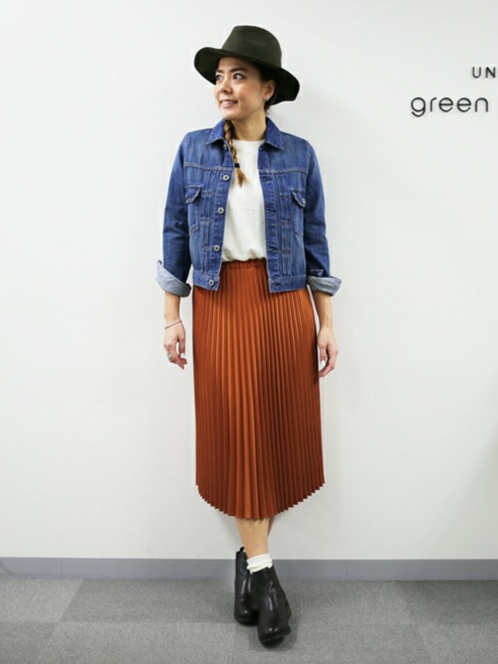 「green label relaxingの[WEB限定]CB 10oz Gジャン（デニムジャケット、ブルー系）」を使った、Kitamuraさん（レディース・168cm）の冬コーディネートの1枚目の写真