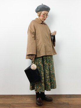 「花柄」｜「アイテム（ポンチョ）」を使った、ひいこさん（レディース・154cm）の秋コーディネート