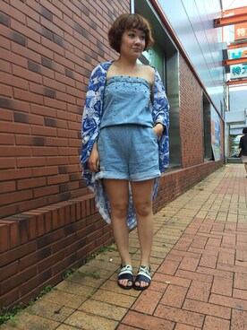 「PULL&BEAR（プルアンドベア）のアイテム（ポンチョ）」を使った、林小綠さん（レディース・155cm）の夏コーディネート