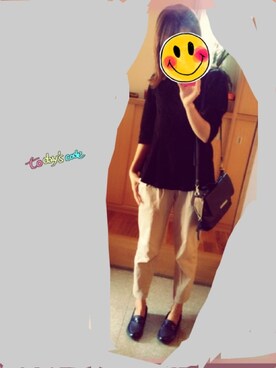 「GU（ジーユー）のアイテム（チノパンツ、ベージュ系）」を使った、garlandさん（レディース・162cm）の秋コーディネート