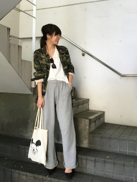 「TODAYFUL（トゥデイフル）のアイテム（ミリタリージャケット）」を使った、KAORIさん（レディース・163cm）の秋コーディネート