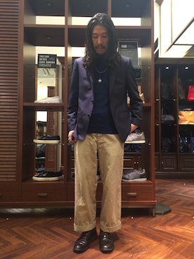 ベージュのチノパン のメンズ人気ファッションコーディネート Wear