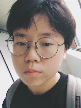 「ANDERSSON BELL（アンダースンベル）のアイテム（Tシャツ/カットソー）」を使った、Ryoujiさん（メンズ・166cm）の春コーディネート