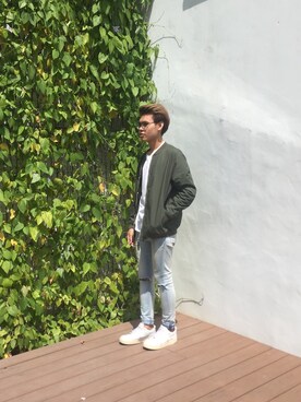 「PULL&BEAR（プルアンドベア）のアイテム（その他アウター）」を使った、Zulhilmi Izharさん（メンズ・173cm）の夏コーディネート
