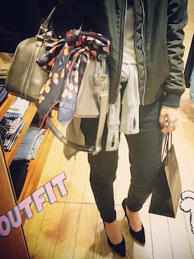 「LOEWE」｜「アイテム（ブルゾン）」を使った、chika888さん（レディース・164cm）の冬コーディネート