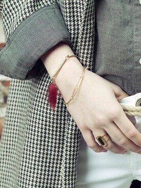 「アイテム（リング、レッド系）」を使った、MEDECINEDOUCEさん（レディース・173cm）の冬コーディネート