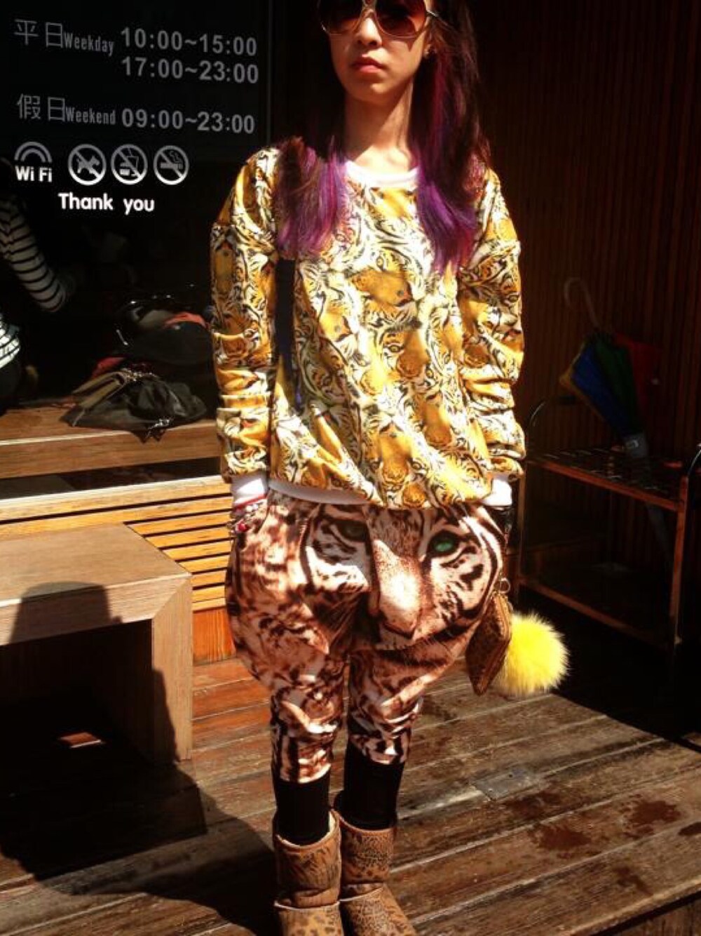 「tiger、老虎」｜「Thailandのアイテム（トップス、その他）」を使った、Mao  Hsuanさん（レディース・158cm）の秋コーディネートの1枚目の写真