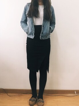 「•のアイテム（スカート、ブラック系）」を使った、衲花斯さん（レディース）の秋コーディネート