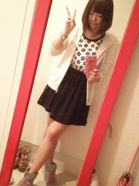 新子愛佳さんのコーディネート