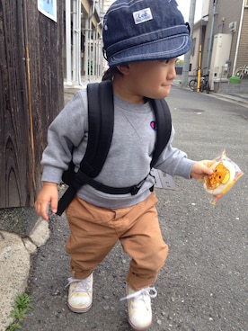 「abcd（ナシ）のアイテム（バックパック/リュック）」を使った、haruharuさん（キッズ・70cm）の春コーディネート