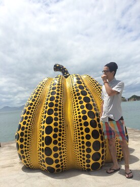 「直島」｜「アイテム（その他）」を使った、teru matsuさん（メンズ・170cm）の夏コーディネート