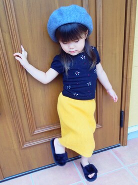 「海外子供服のアイテム（サンダル、ブラック系）」を使った、ann.さん（キッズ・110cm）の秋コーディネート
