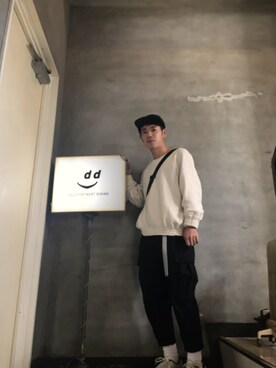 「banal chic bizarre（バナルシックビザール）のアイテム（スウェット、ホワイト系）」を使った、やのゆきおさん（メンズ・165cm）の春コーディネート