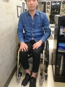 「MONKEY TIME（モンキータイム）のアイテム（チノパンツ）」を使った、竜也さん（メンズ・172cm）の春コーディネート