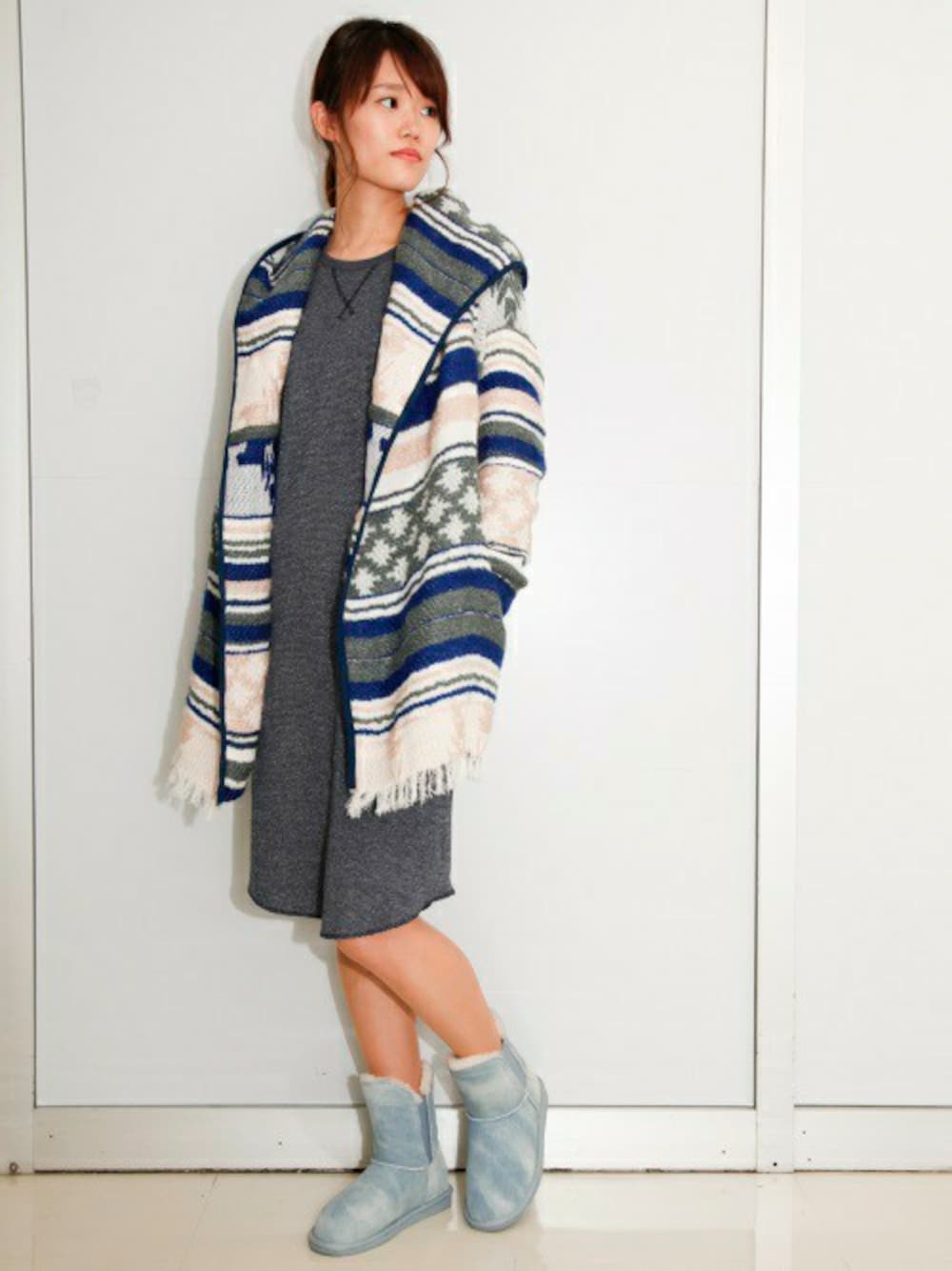 「ワンピース、ストレッチ、holiday、セール、SALE、ワッフル、auntie rosa holiday」｜「Auntie Rosa Holidayの【Holiday】ワッフルワンピース（ワンピース、ブルー系）」を使った、MIKI MORIさん（レディース・173cm）の冬コーディネートの1枚目の写真