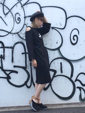 「OSMOSIS（オズモーシス）のアイテム（シューズ）」を使った、OZAWA  さん（レディース・158cm）の秋コーディネート