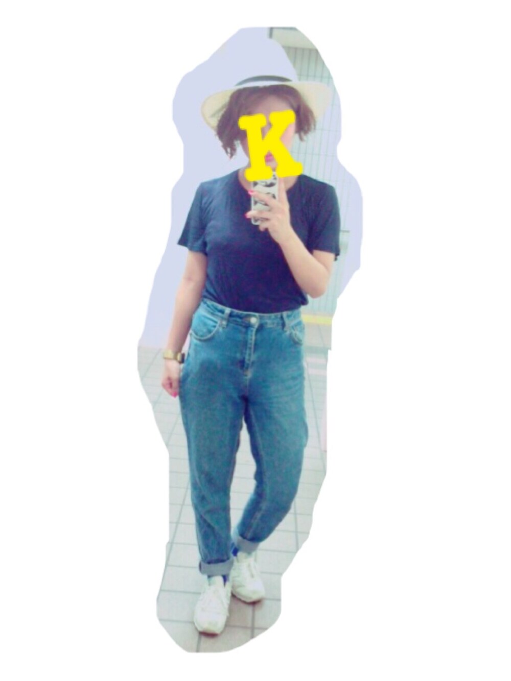 「ハイウエスト、デニム、Tシャツ、紺色、青×白、白×青、スニーカー、ニューバランス、シンプル、カジュアル」｜「& other storiesのアイテム（Tシャツ/カットソー、ブルー系）」を使った、i m k nさん（レディース・156cm）の夏コーディネートの1枚目の写真