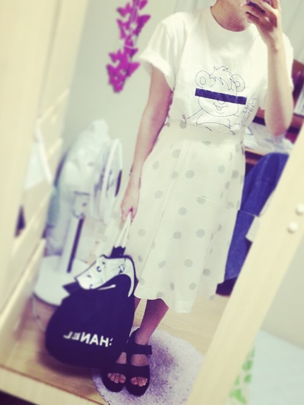 「モノトーン、水玉、CATCOPY、chanel」｜「cat copyのアイテム（Tシャツ/カットソー、ホワイト系）」を使った、彩さん（レディース・157cm）の夏コーディネートの1枚目の写真
