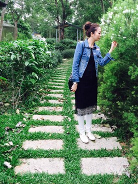 葉姿怡さんのコーディネート