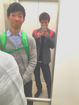 「travel」｜「アイテム（ニット/セーター）」を使った、Yuto*Hidakaさん（メンズ・178cm）の春コーディネート