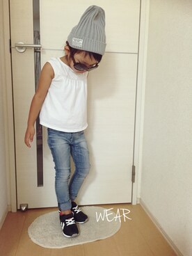 「H&M（エイチ・アンド・エム）のアイテム（タンクトップ、ホワイト系）」を使った、LEEさん（キッズ・100cm）の夏コーディネート