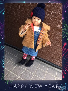 「abcd（ナシ）のアイテム（サロペット/オーバーオール）」を使った、MIiAさん（キッズ・80cm）の冬コーディネート