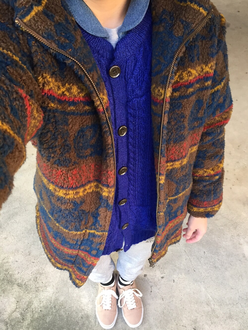 「FRAPBOIS、ne-net、VANS、MR.GENTLEMAN」｜「FRAPBOIS halfのアイテム（カーディガン/ボレロ、ブルー系）」を使った、0309さん（レディース・155cm）の冬コーディネートの1枚目の写真