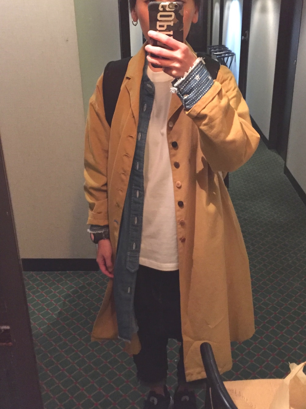 「FRAPBOIS」｜「FRAPBOISのナッツコート （チェスターコート、イエロー系）」を使った、0309さん（レディース・155cm）の秋コーディネートの1枚目の写真