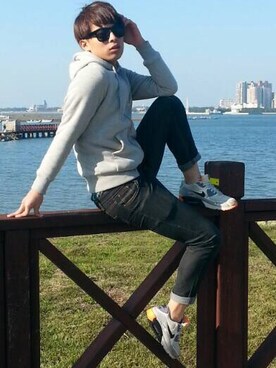 「アイテム（フレグランス）」を使った、Akitoさん（メンズ・179cm・10代）の冬コーディネート