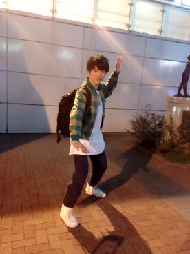 「黒髪」｜「アイテム（ブルゾン）」を使った、マミーさん（メンズ・177cm）の春コーディネート