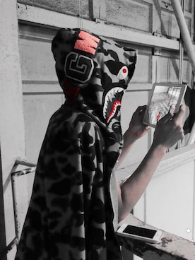 「A BATHING APE（アベイシングエイプ）のアイテム（マウンテンパーカー）」を使った、ゆぅとさん（メンズ・172cm）の秋コーディネート
