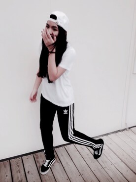 Cinny Yangさんのコーディネート