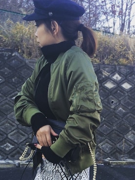 「URBAN RESEARCH ROSSO WOMEN（アーバンリサーチ　ロッソ）のアイテム（ノーカラージャケット）」を使った、福持奈津美さん（レディース・157cm）の冬コーディネート
