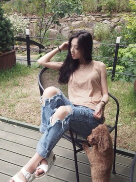 「홀릭P（Denim pants、ブルー系）」を使った、일육공さん（レディース・160cm）の夏コーディネート