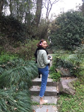 「Simpleのアイテム（パンツ）」を使った、旧觅蜜さん（レディース・168cm）の春コーディネート