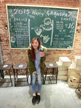 「PULL&BEAR（プルアンドベア）のアイテム（カバーオール）」を使った、kikiki_ukiさん（レディース・157cm）の冬コーディネート
