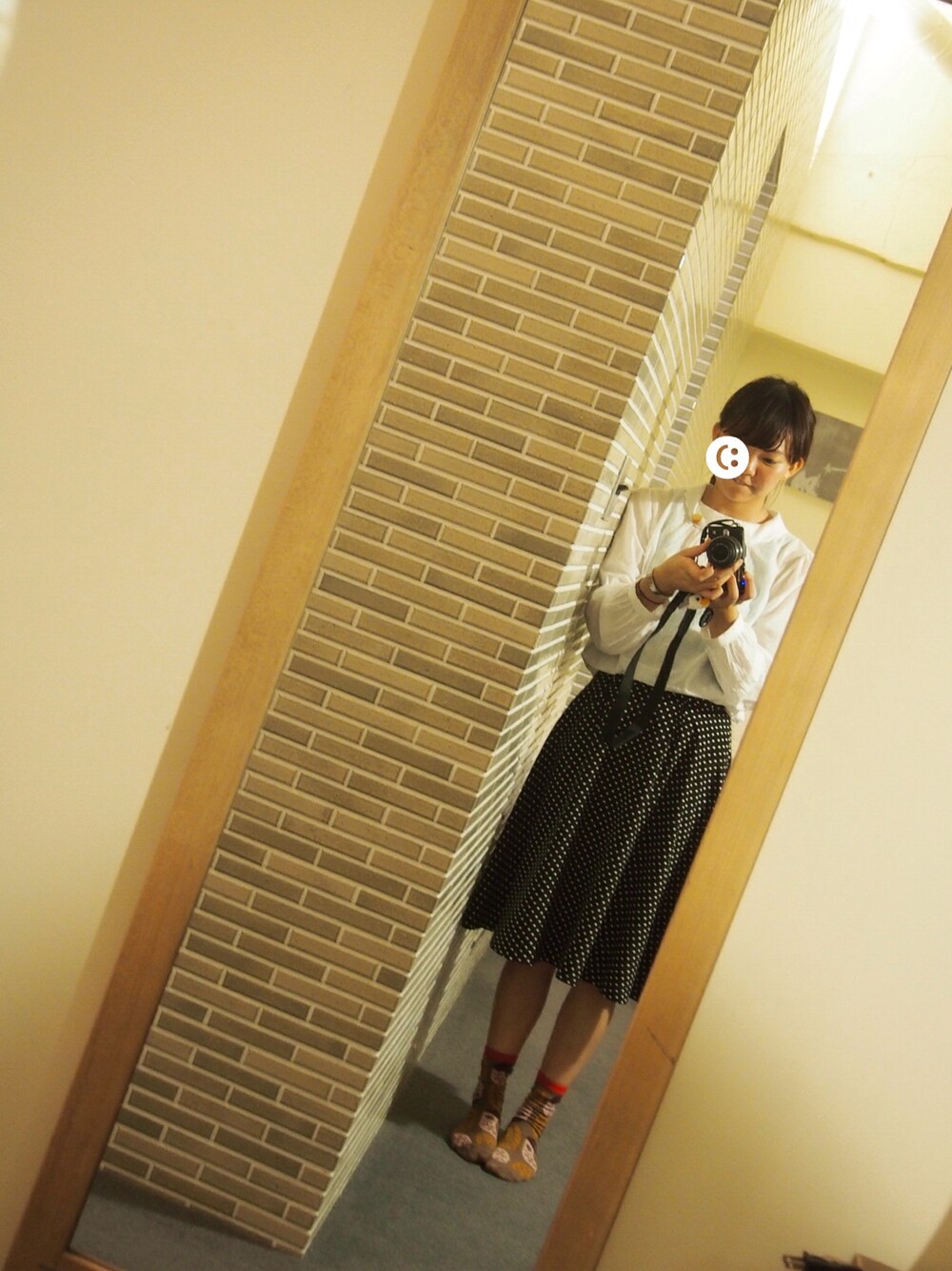 「ビュルデサボン」｜「bulle de savonのアイテム（シャツ/ブラウス、ホワイト系）」を使った、ｋａｎａｋｏさん（レディース・159cm）の秋コーディネートの1枚目の写真