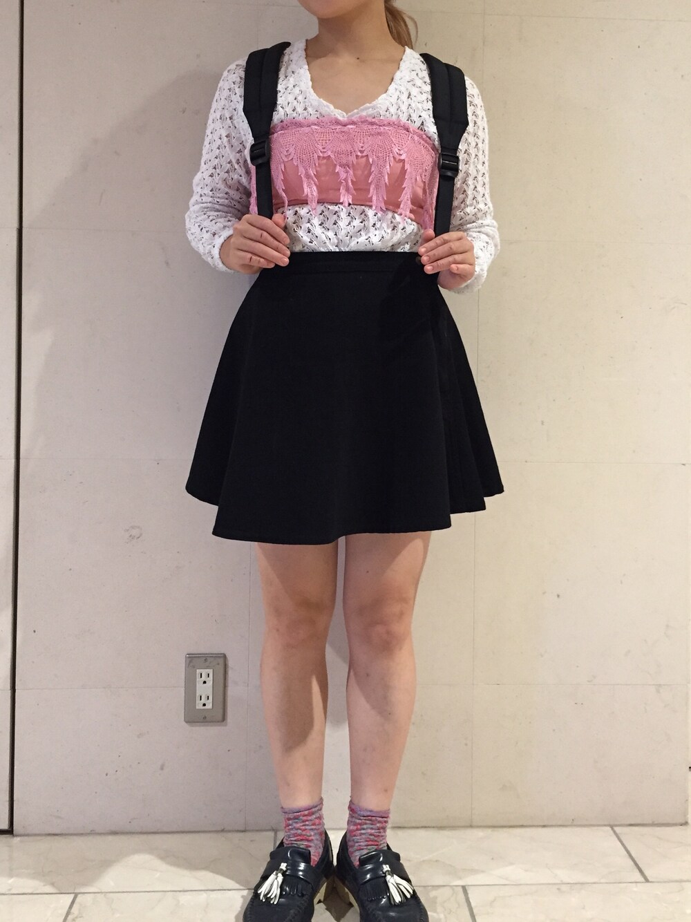 「antipast、American Apparel、スカート、ベアトップ」｜「Dr. Martensのアイテム（その他シューズ、ブルー系）」を使った、ヨコバタケさん（レディース・154cm）の秋コーディネートの1枚目の写真