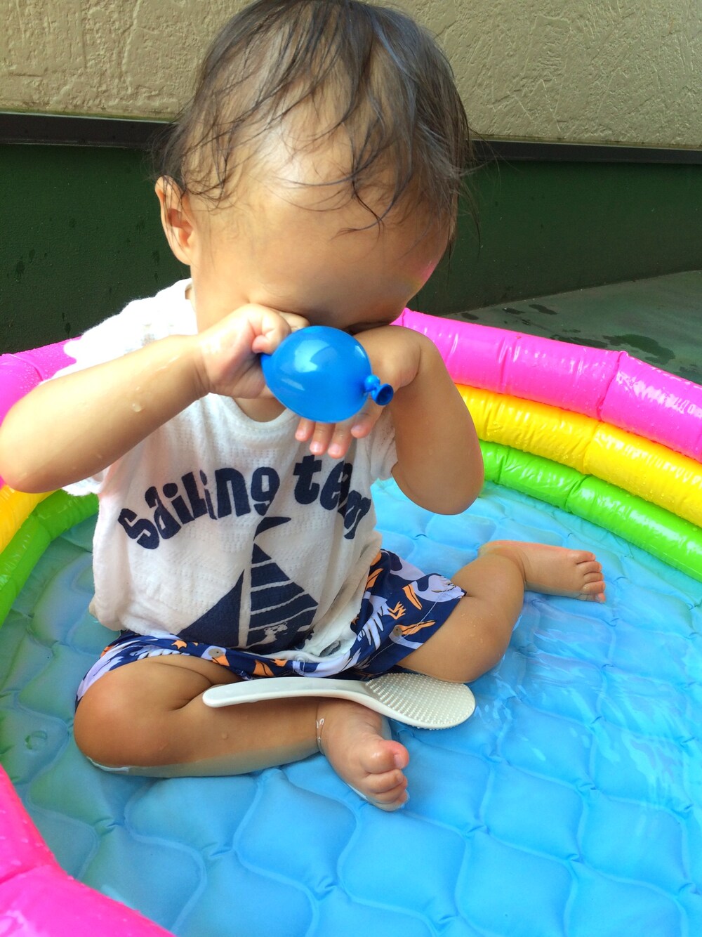 「キッズコーデ、ドラフトGAP、水着、ペリカン、水遊び、しゃもじ」｜「babyGAPのアイテム（水着、ブルー系）」を使った、sakuさん（キッズ・80cm）の夏コーディネートの1枚目の写真