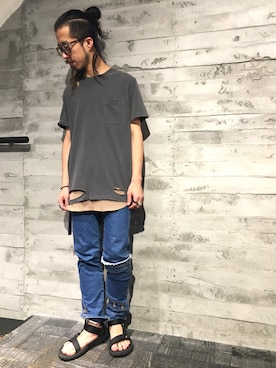 「WhoWhat（フーワット）のアイテム（パンツ）」を使った、伊藤 大祥さん（メンズ・165cm）の夏コーディネート