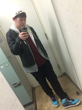 「FILA（フィラ）のアイテム（ニットキャップ/ビーニー）」を使った、こーへーさん（メンズ・176cm）の冬コーディネート