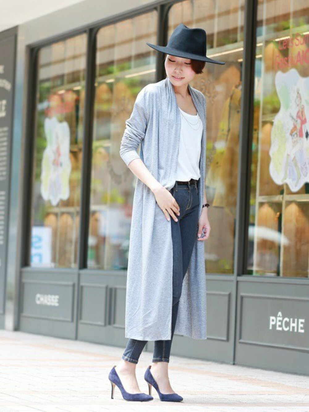 「LOUNGEDRESSのロングカットガウン（その他アウター、グレー系）」を使った、Loungedressさん（レディース・160cm）の夏コーディネートの1枚目の写真
