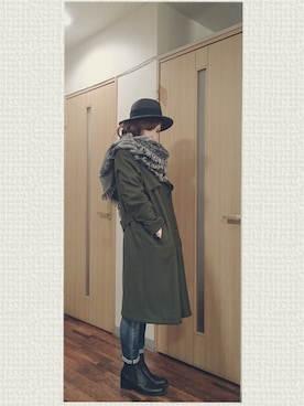 「OSMOSIS（オズモーシス）のアイテム（トレンチコート）」を使った、kyonさん（レディース・159cm）の冬コーディネート
