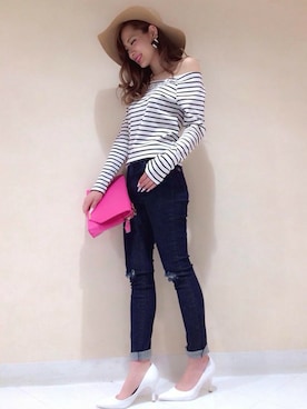 「アイテム（クラッチバッグ、レッド系）」を使った、Yukaさん（レディース・158cm）の冬コーディネート