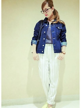 「アイテム（スニーカー、イエロー系）」を使った、Yukaさん（レディース・158cm）の春コーディネート