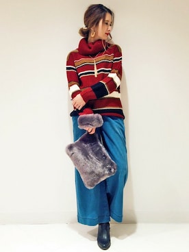 「アイテム（クラッチバッグ、グレー系）」を使った、Yukaさん（レディース・158cm）の冬コーディネート