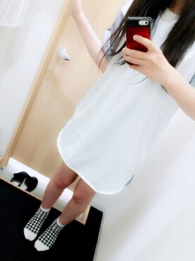 「a.g.plusのアイテム（ワンピース/ドレス、ホワイト系）」を使った、新藤さん（レディース・168cm）の秋コーディネート