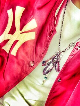 「レッド」｜「アイテム（スタジャン）」を使った、TAKUYA KAMATAさん（メンズ・175cm）の冬コーディネート