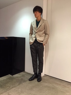 「08sircus（ゼロエイトサーカス）のアイテム（テーラードジャケット）」を使った、かずまささん（メンズ・184cm）の秋コーディネート